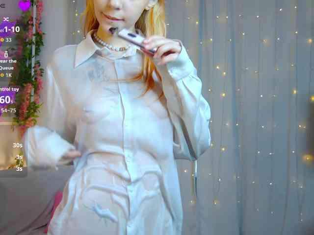 PollyRedhead webcam