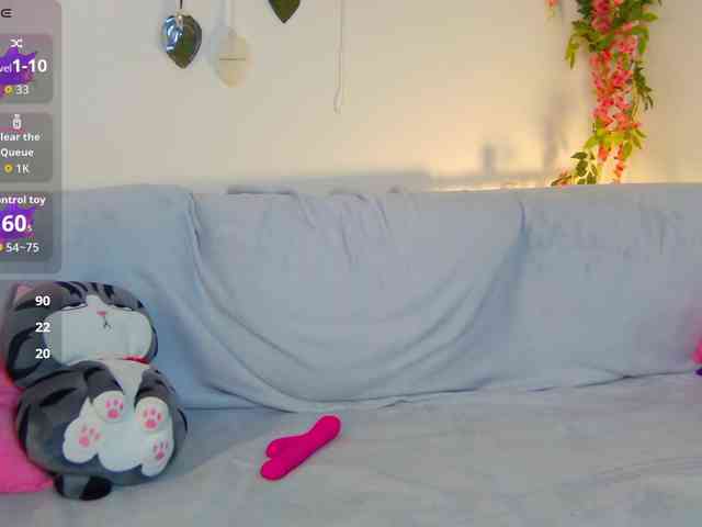 PollyRedhead webcam