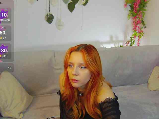 PollyRedhead webcam