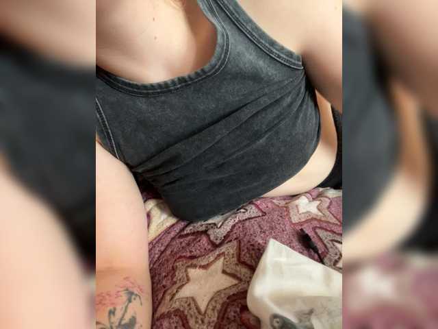 LiziFox live cam on BongaCams