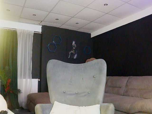 AstridJade live cam on BongaCams
