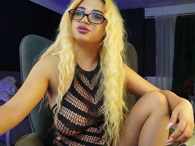 AstridJade live cam on BongaCams