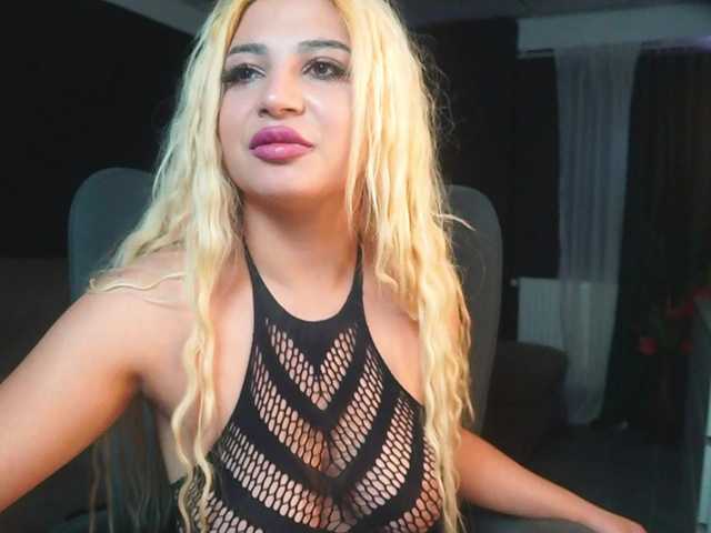AstridJade live cam on BongaCams