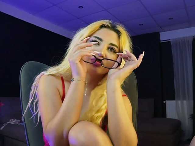 AstridJade live cam on BongaCams