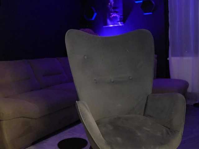AstridJade live cam on BongaCams