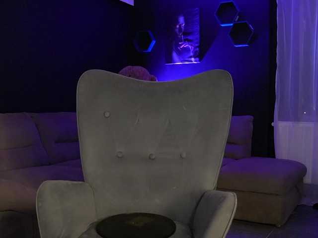 AstridJade live cam on BongaCams