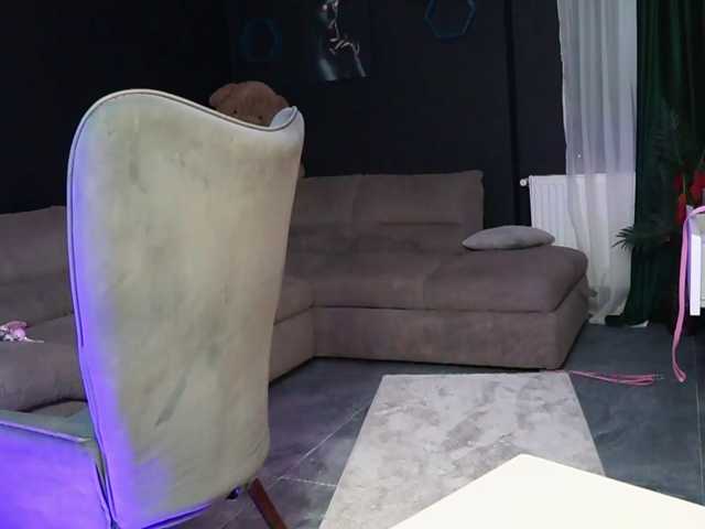 AstridJade live cam on BongaCams