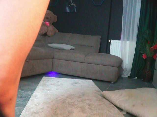 AstridJade live cam on BongaCams