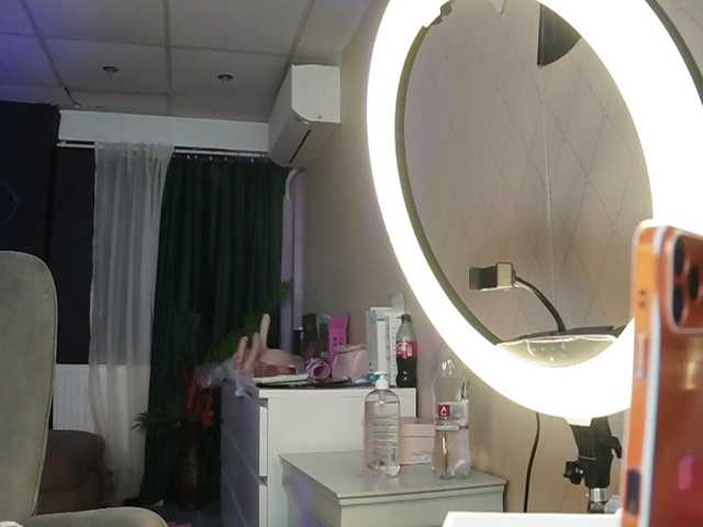 AstridJade live cam on BongaCams