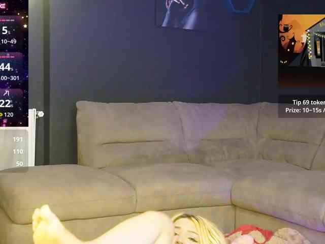 AstridJade webcam