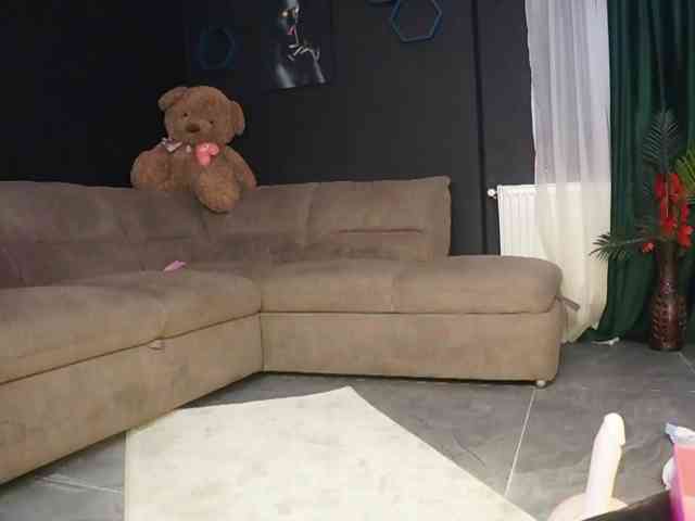 AstridJade webcam