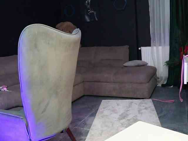 AstridJade webcam