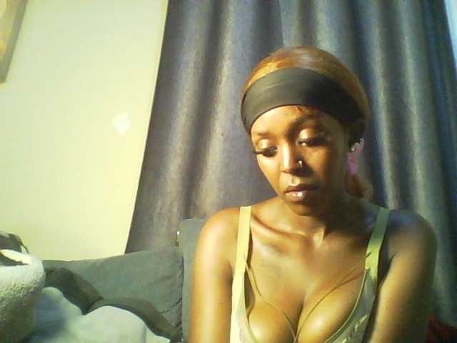 Betsy3 live webcam show