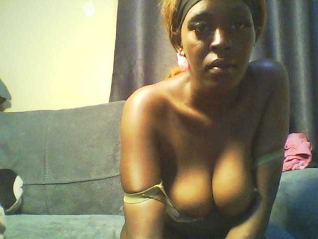 Betsy3 live webcam show