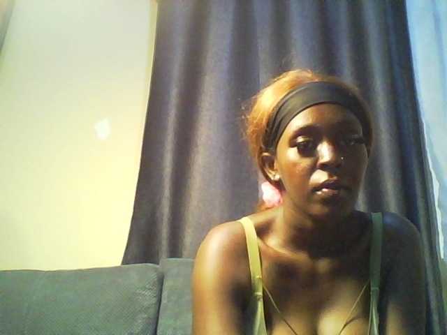 Betsy3 live webcam show