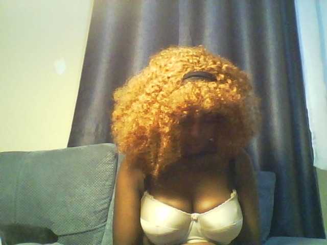 Betsy3 live webcam show