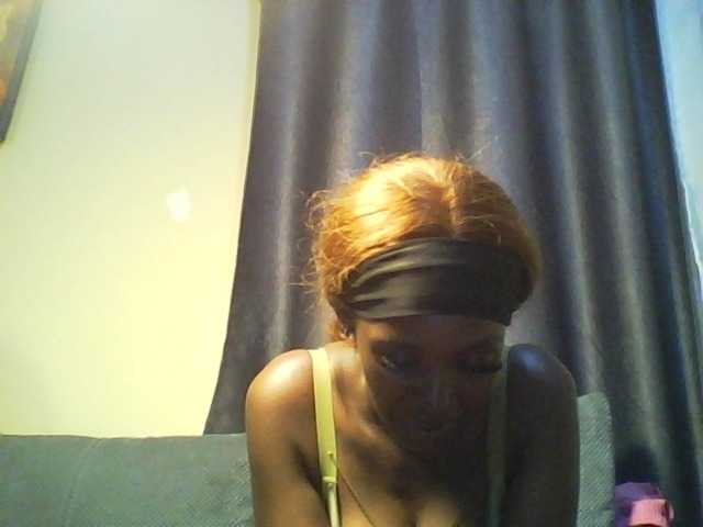 Betsy3 live webcam show