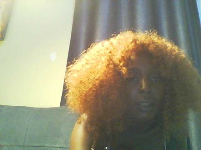Betsy3 live cam on BongaCams