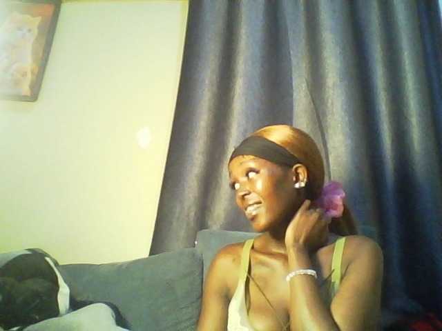 Betsy3 live webcam show