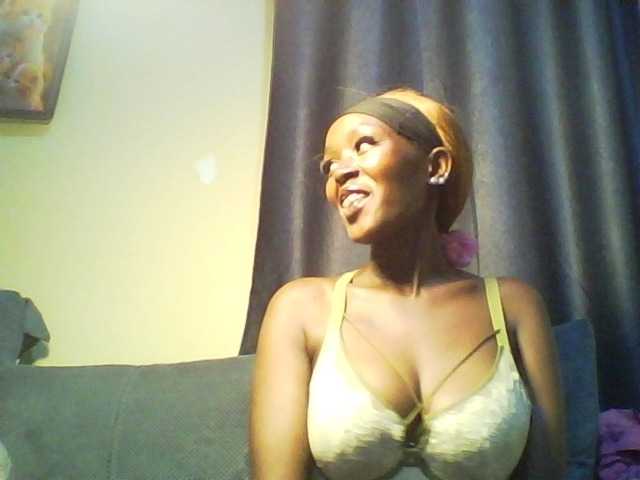Betsy3 live webcam show