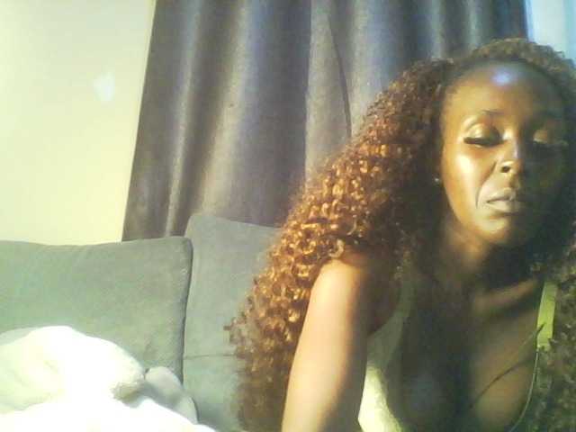 Betsy3 live webcam show