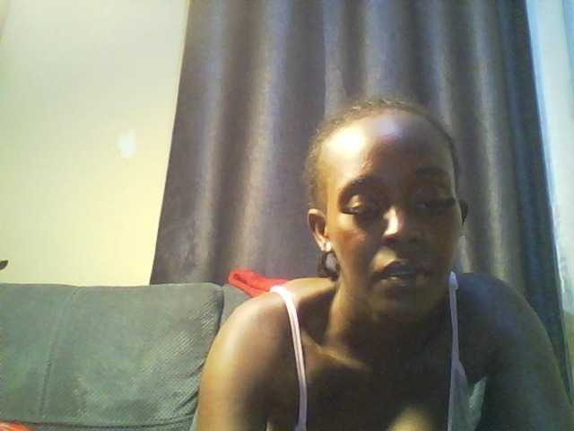 Betsy3 live cam on BongaCams