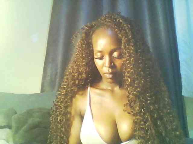 Betsy3 Live Webcam on BongaCams