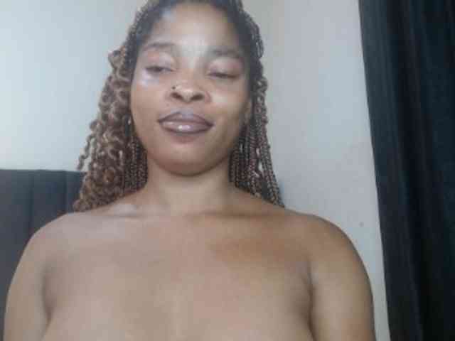 Sexycaramel webcam