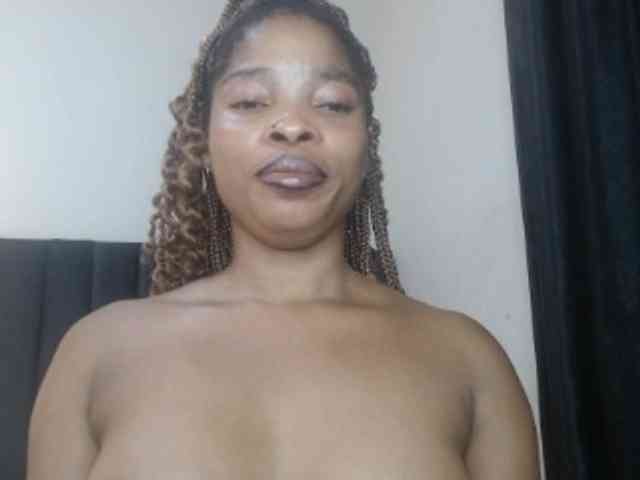 Sexycaramel webcam