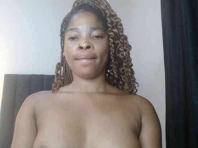 Sexycaramel webcam