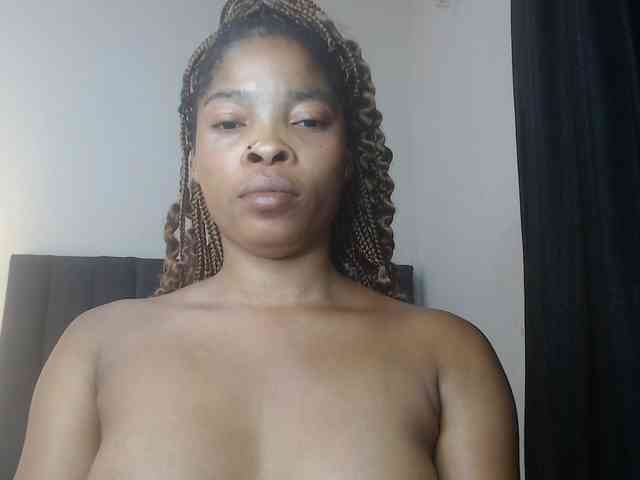 Sexycaramel webcam