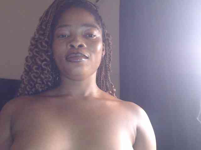 Sexycaramel webcam