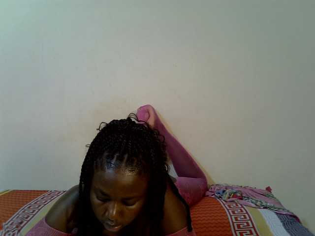PinkCoochie02 live cam on BongaCams