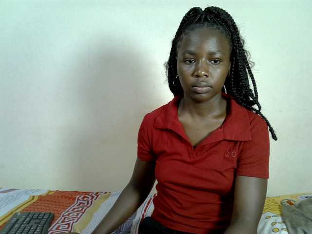PinkCoochie02 live cam on BongaCams