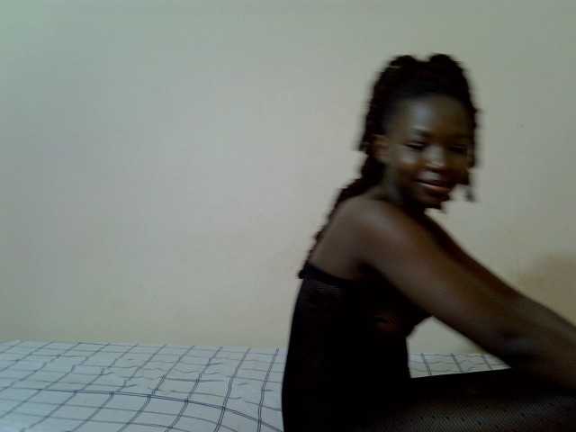 PinkCoochie02 live cam on BongaCams