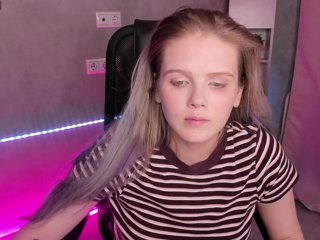 Alisa-Allison Porn Show