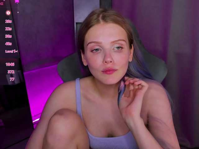 Alisa-Allison live webcam show