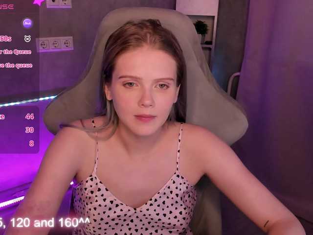 Alisa-Allison live cam on BongaCams