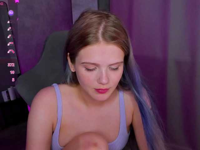 Alisa-Allison live webcam show