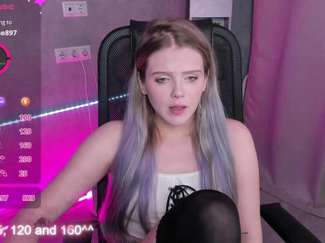Alisa-Allison live cam on BongaCams
