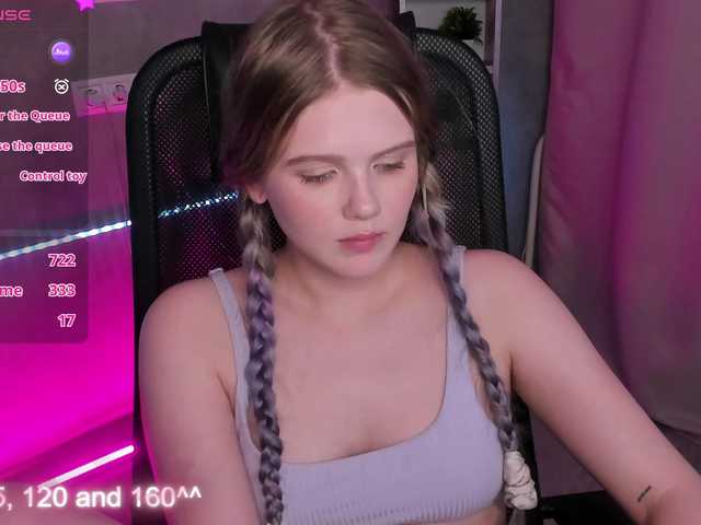 Alisa-Allison live cam preview