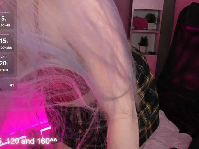 Alisa-Allison live cam preview