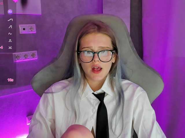 Alisa-Allison live webcam show