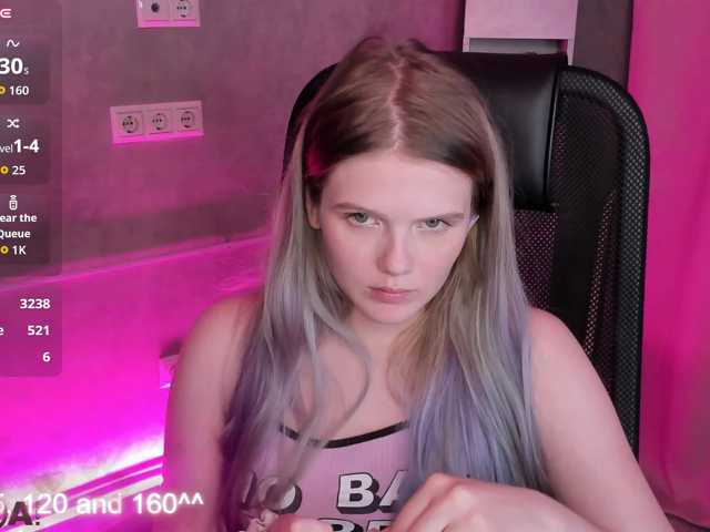 Alisa-Allison live cam on BongaCams
