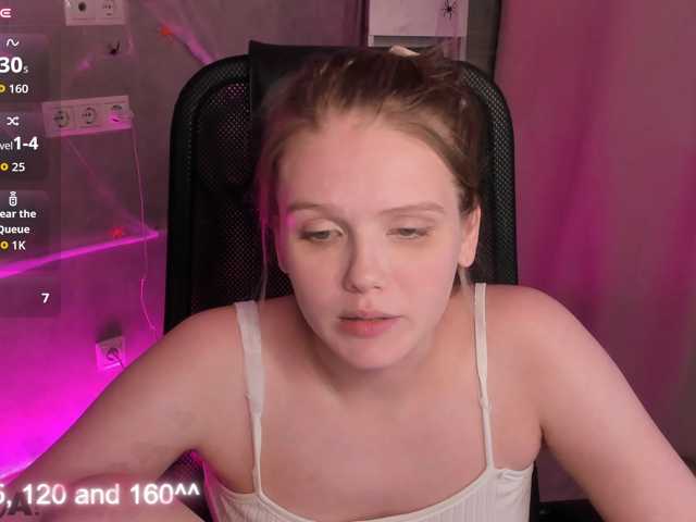 Alisa-Allison live cam on BongaCams