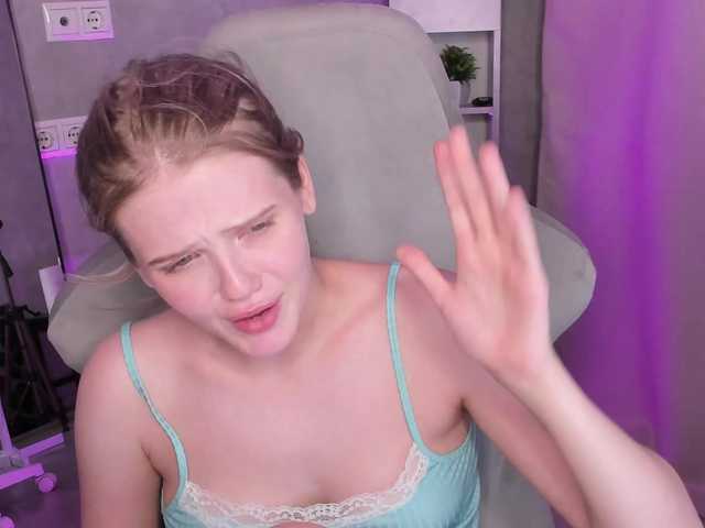 Alisa-Allison live webcam show