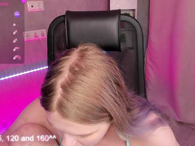 Alisa-Allison live on BongaCams