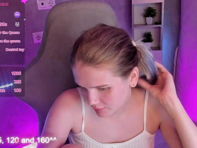 Alisa-Allison live cam on BongaCams