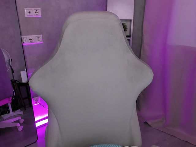 Alisa-Allison live webcam show