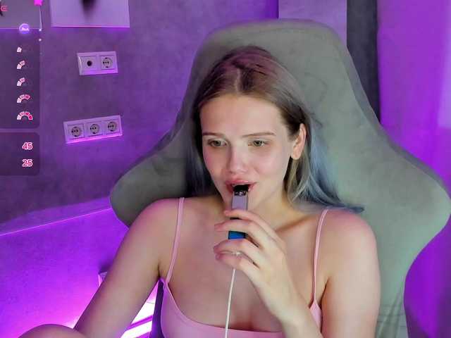 видео с Alisa-Allison